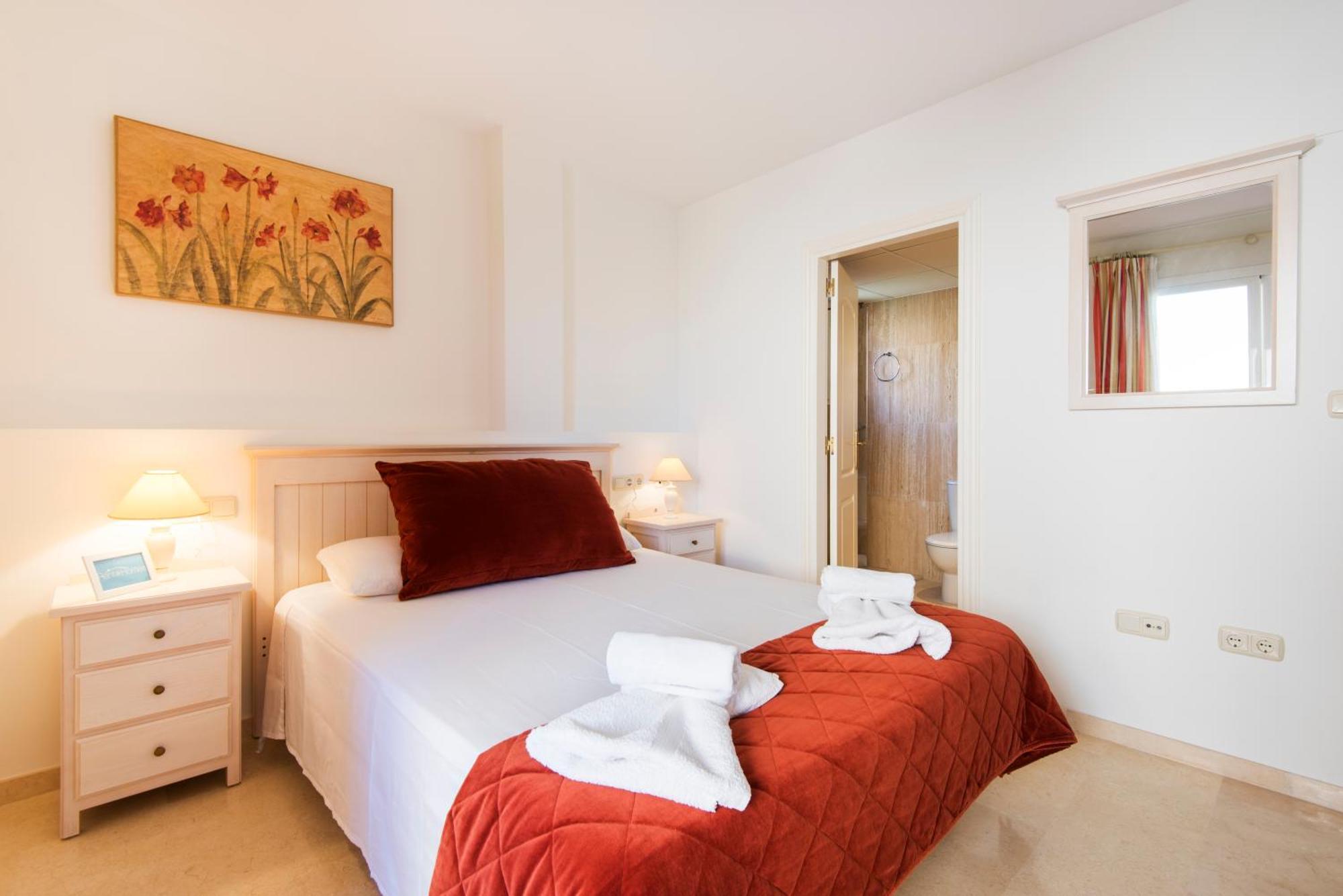 Rentandhomes Penthouse Elviria Golf มาร์เบยา ภายนอก รูปภาพ